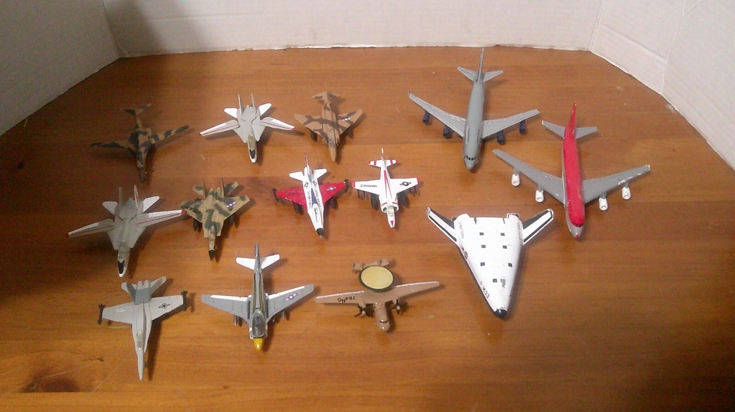 Mixed Lot Of 13 Diecast Jets And Plane Toys Used Various Type Aviation Fighters