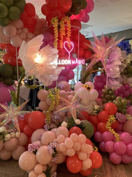 Buy Moving Flowers Various Colours | Balloons4u