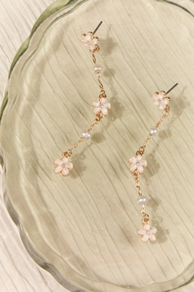 
        Freshwater Pearl Dangle Earrings in Gold & Ivory | Altar'd State
    