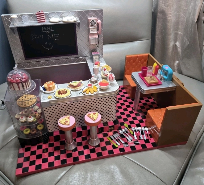 Our Generation Bite To Eat Retro Diner Playset Inc Accessories For 18” Dolls