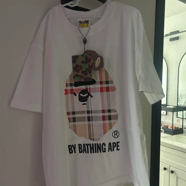White A Bathing Ape t-shirt #streetwear #y2k #skater...