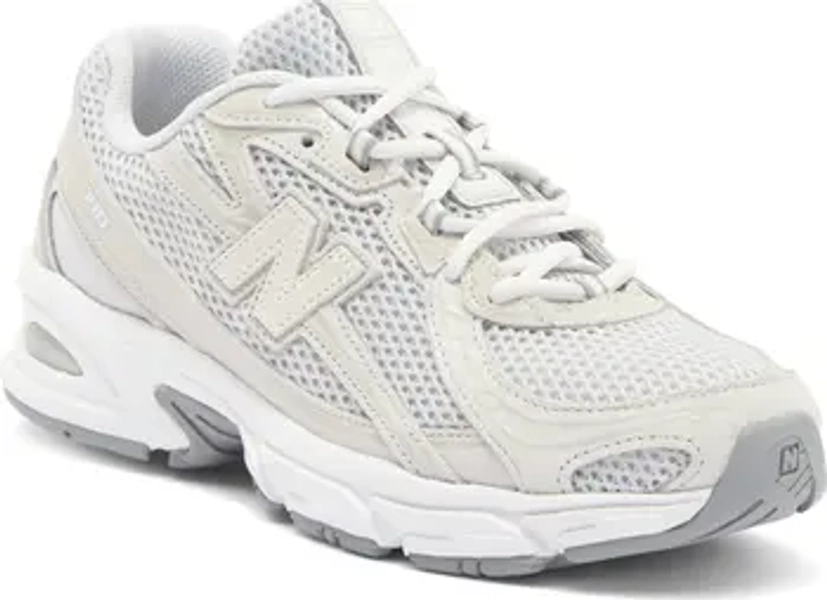 Gender Inclusive 740 Sneaker
