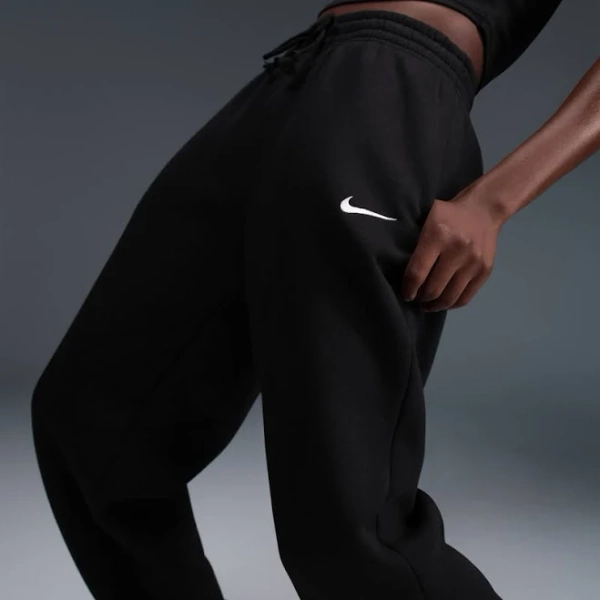 Nike Women's High-Waisted Oversized Phoenix Fleece Sweatpants