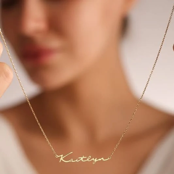 Personalized Nameplate Necklace for Women
