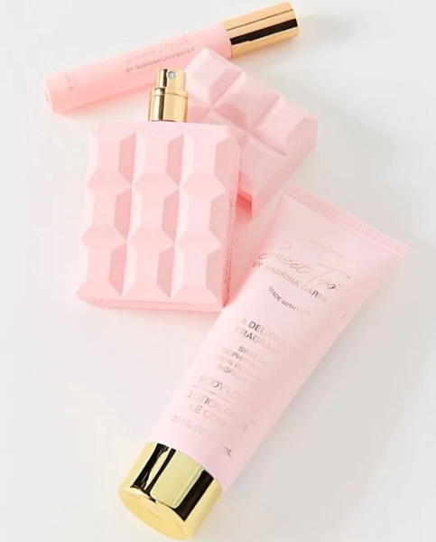 Sabrina Carpenter Sweet Tooth Gift Set