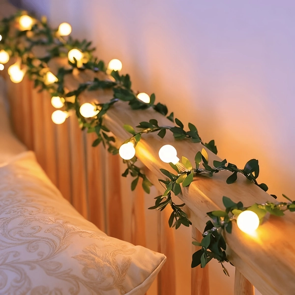[LED Ivy Fairy Lights] LED Ivy Mini Ball Fairy Lights with Leaf - Round Ball String Green Vine Garland Lights - Battery Powered (Battery Not Included) - Suitable for Bedroom, Room, Wall, Party, Wedding, Holiday And Christmas
