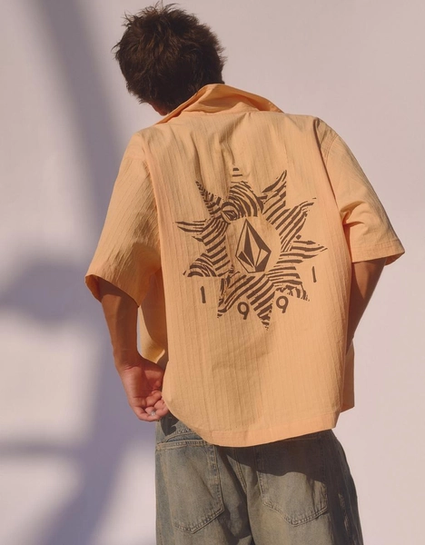 Boxy Kurzarmhemd mit VOLCOM-Print