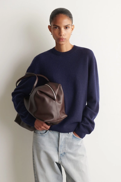 CASHMERE CREW-NECK JUMPER