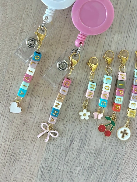Badge Reel Name Charm Tag Clip On Custom Bag Charm Personalized ID Professional Nurse RN Coworker Gift Purse Diaper Bag Zipper Pull
