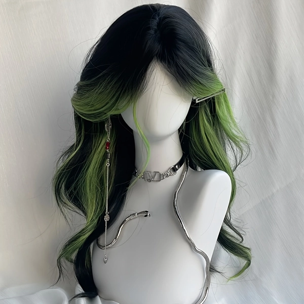 A Fashionable Green-Highlighted Wig with a Middle Part, Suitable for Everyone, Perfect for Daily Gatherings, Festive Events, And Parties, Designed for Comfort And Fits All Head Shapes