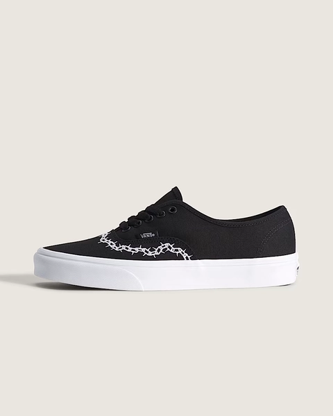 Authentic Shoe in Black / True White | Vans