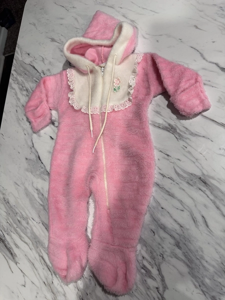 Vintage 80’s Bunny Hug Trimfit Pink Baby Footed Pajamas Zip Up Small (0-3 Months
