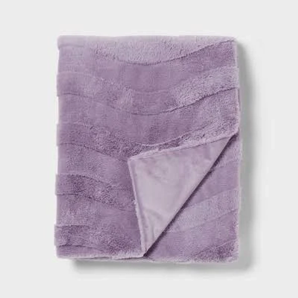Pillowfort Wave Kids' Plush Throw Blanket