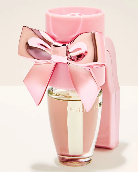 Bow Scent Control&trade; Wallflowers Fragrance Plug