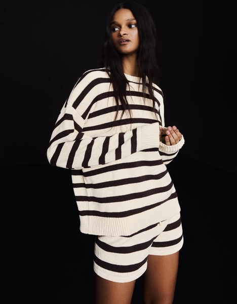 Striped round neck jumper
