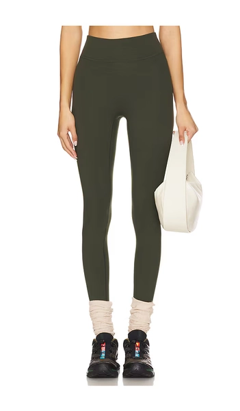 The Essentials Legging