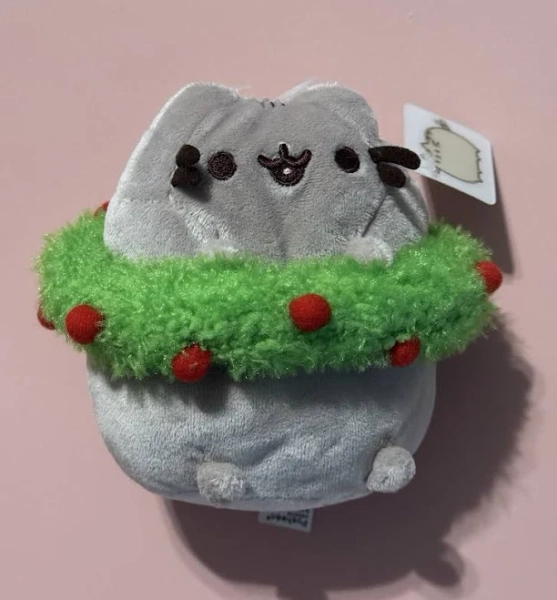 Gund Pusheen Christmas Wreath Plush