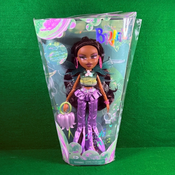 NEW Bratz Fashion Pixiez Sasha Fantasy Doll BOX DAMAGE