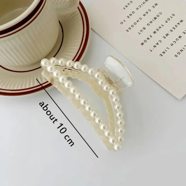 Nordic Peace Women's Faux Pearl Croissant Hair Clip
