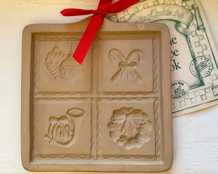 Vintage Brown Bag Cookie Art Christmas Cookie Mold - 1997 Hill Design