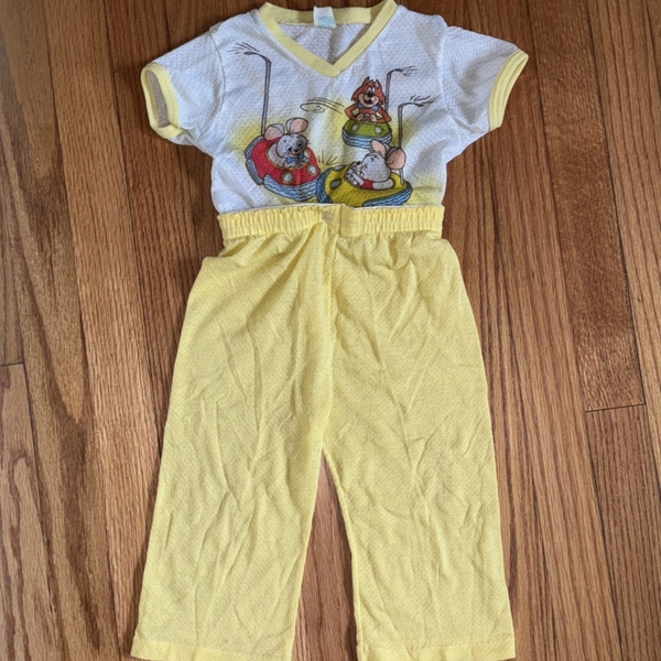 Vintage 80s Kids/ Baby Clothes Hanna Barbera Snap Together Pajamas Curity Size 3
