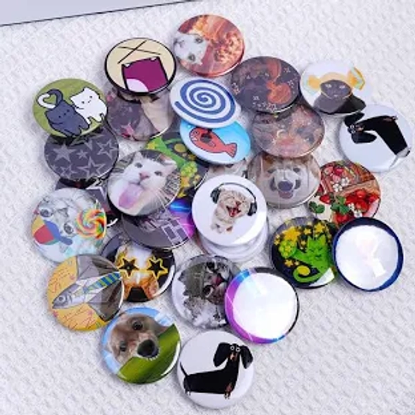 1.7-inch Fashionable and Interesting Multi-Style Badge Set
