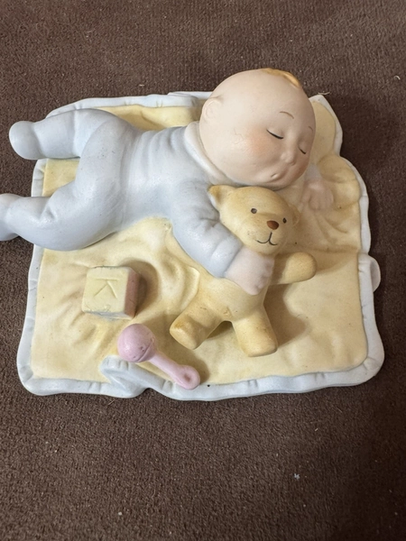 Vintage 1985 Xavier Roberts Porcelain Cabbage Patch Figurine Sleeping Baby Toys