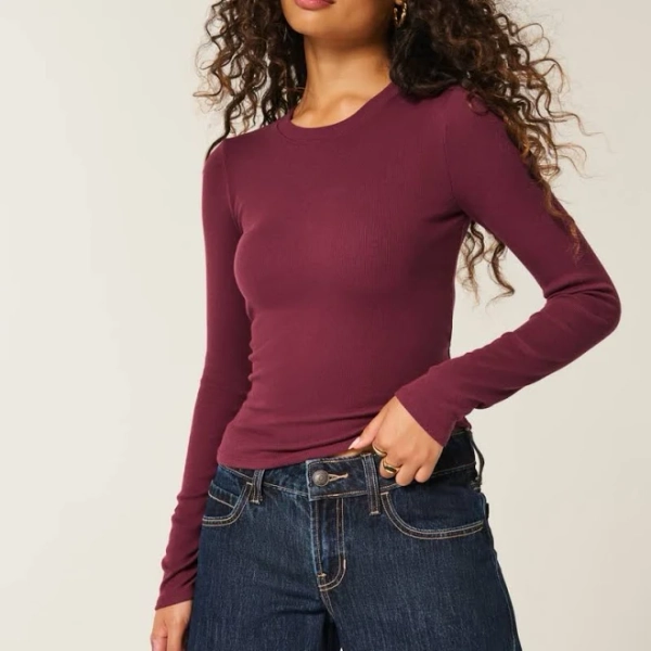 Hollister Women's Long-Sleeve Crew Top