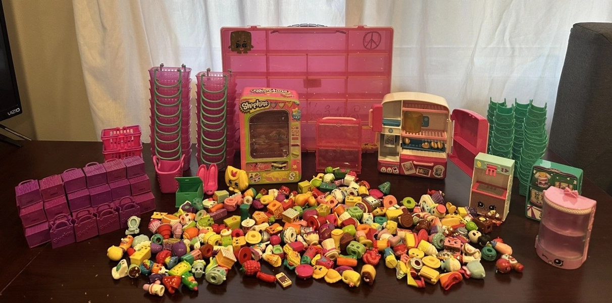 Shopkins MEGA Lot  + Hand Decorated Storage Container EUC!! 6+ Pounds (lbs)!!