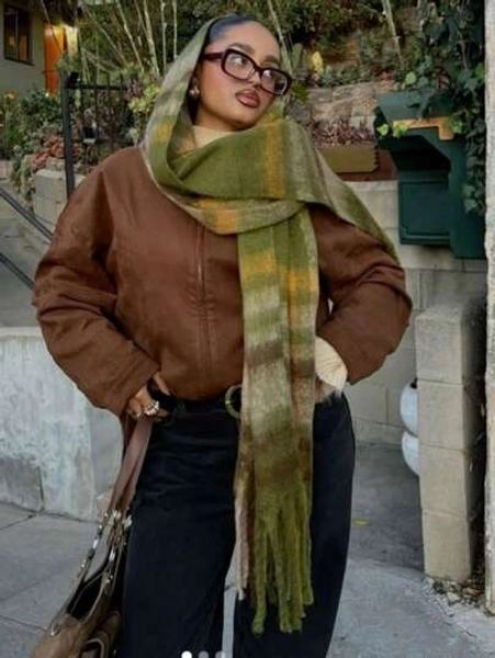Street 1pc Women's Christmas Green Rainbow Plaid Scarves, Autumn And Winter College Style Warm Scarf, Suitable For Daily Life, Work, Shopping, Cold Insulation And Warmth For Dress