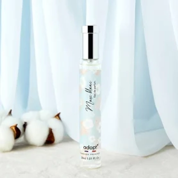adopt MUSC BLANC Eau de Parfum for women, 30 ml Gentle women's fragrance with white musk, rose, ylang-ylang and vanilla, delicate, classic and