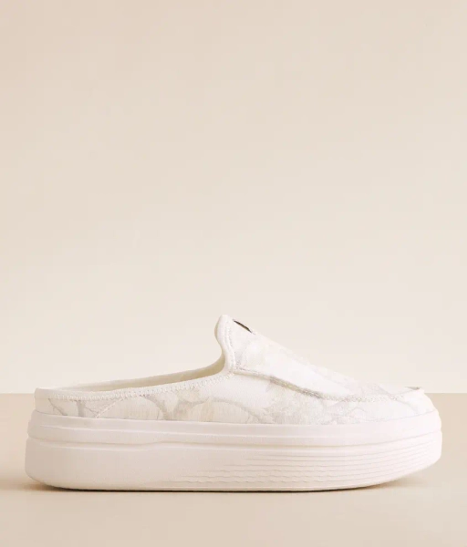 US 5 Washed White Austin Lift Camo Mule Shoe