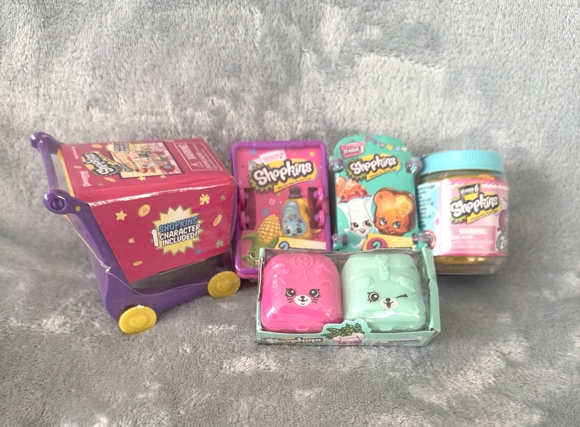 Lot of 5 Shopkins Mystery Toys New &amp; Sealed  RARE