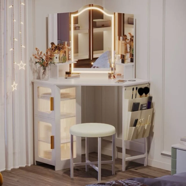 Wade Logan Audryanna Vanity