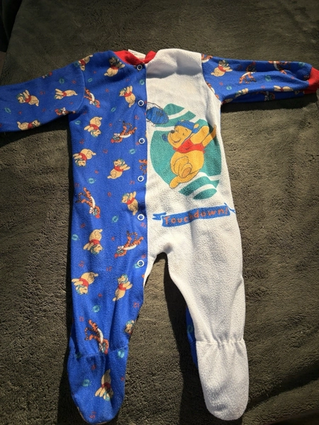 VINTAGE SUPER  1980/90s Rare Winnie The Pooh Football Pjs-12m