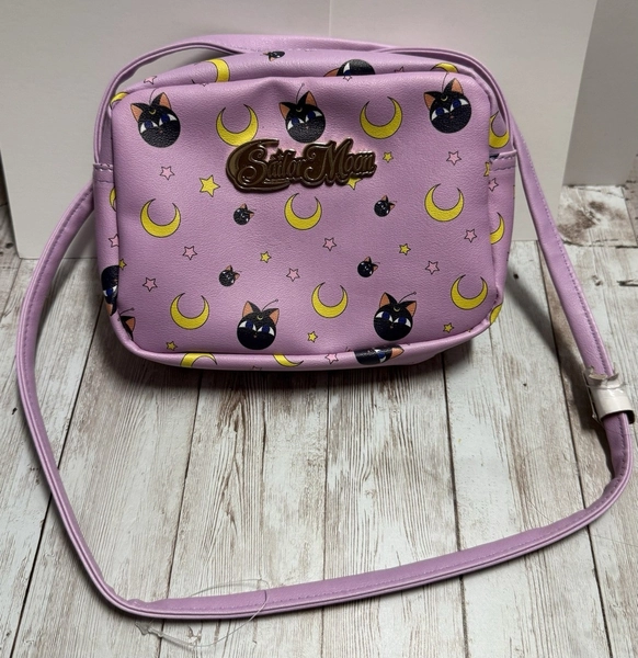 Sailor Moon Luna-P Ball Figural Crossbody Bag Hot Topic Anime Lavender