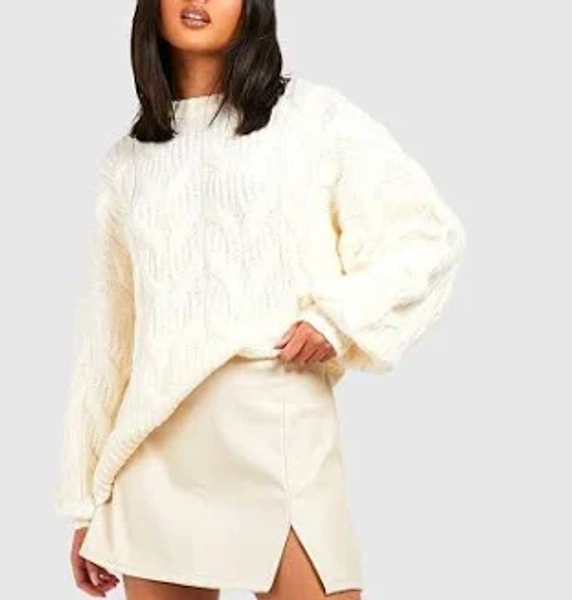 boohoo Women's Fluffy Cable Knit Crew Neck Jumper