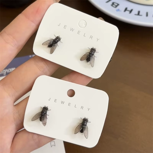 Funny Prank Flies Stud Earrings For Women Realistic Simulation Insect Small Fly Earrings Halloween Party Abstract Jewelry Gifts - AliExpress 