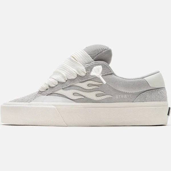 STRAYE Logan Puff Low-top Skate Shoe