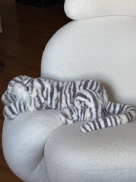 100% Authentic‼️Jel<wbr/>lycat Sacha Snow Tiger Large