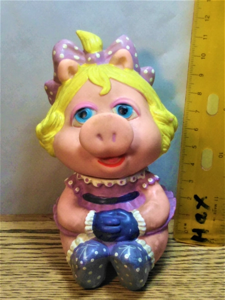 1988 he ! VINTAGE Hasbro Muppet Babies , Baby MISS PIGGY Rubber Figure. 80s