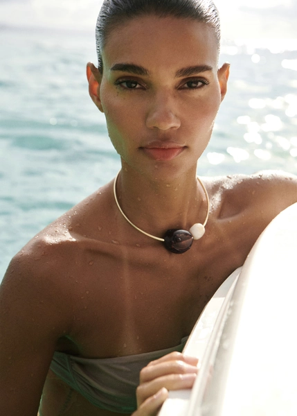 Rigid beaded choker - Women | MANGO USA