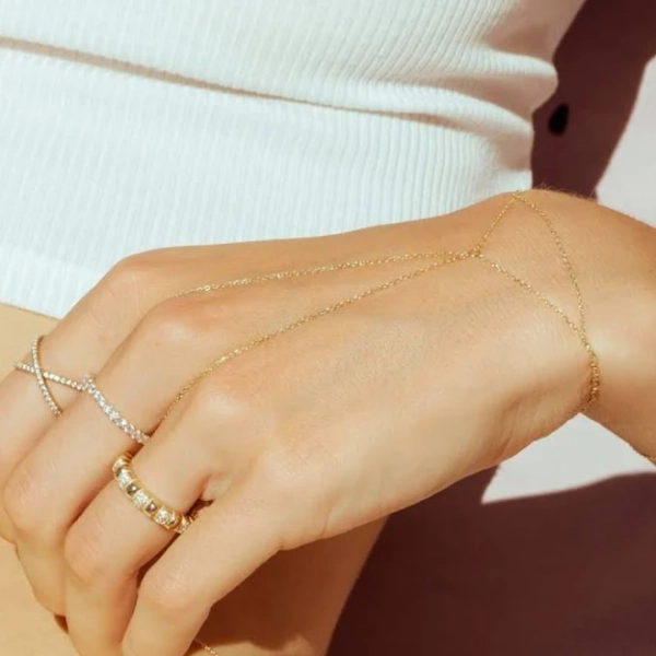 10K Yellow Gold Minimal Hand Chain Bracelet