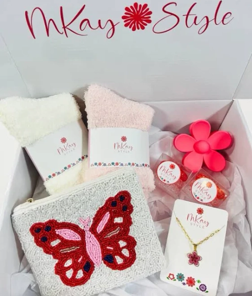 8 Year Old Girl Gift Box 9 Yr Old Girl Care Package Preteen Girl Birthday Gift Tween Girl Gift Idea Young Girl Gift Set Granddaughter Gift