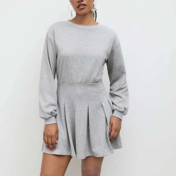Women's Pleated Round Neckline Long Sleeve Knit Mini Dress
