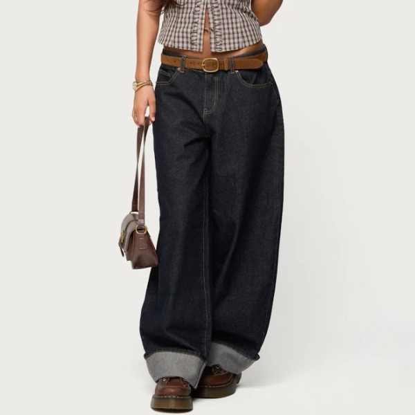 Edikted Women's Kella Extra Oversized Low Rise Jeans