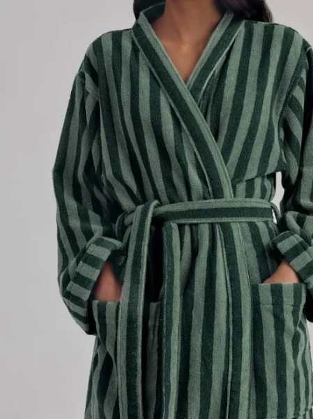 Piglet in Bed Women's Pembroke Stripe Cotton Robe
