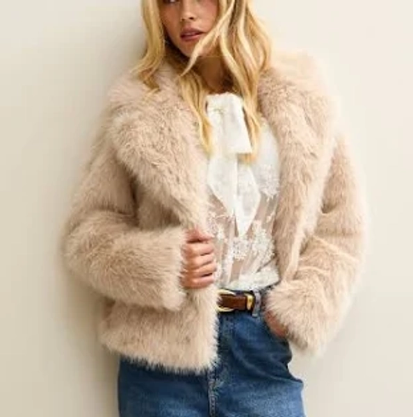 New Look Women's Petite Shaggy Faux Fur Jacket