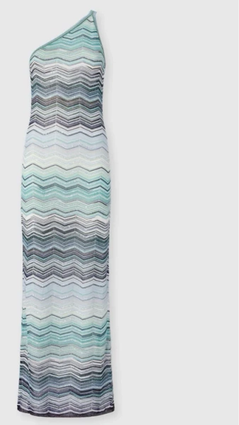 Long one-shoulder dress with a chevron pattern with sequins