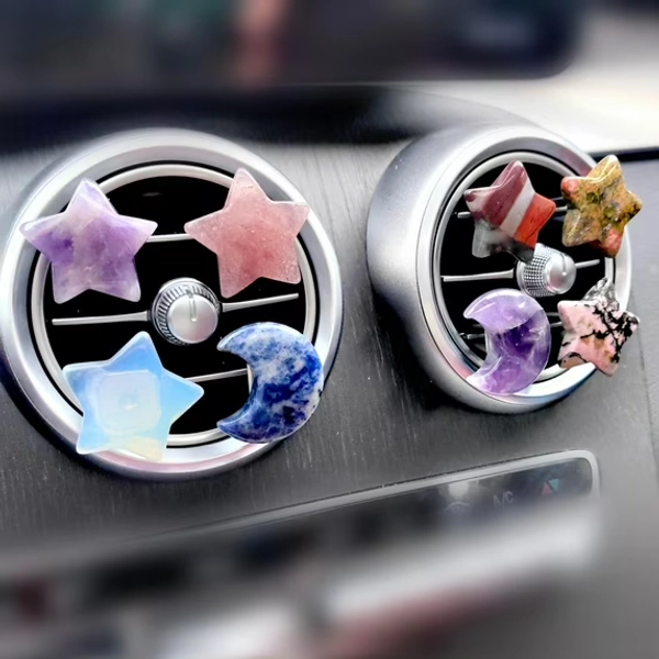 Crystal Car Vent Clips Accessories Healing Crystal Star Moon Car Crystal Charms Car Ornament Car Carved Gemstone Quartz Crystals Decor Gift
